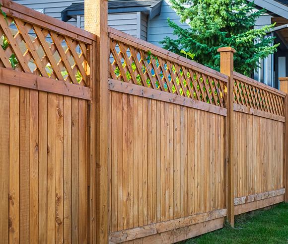 property fencing with trellis 